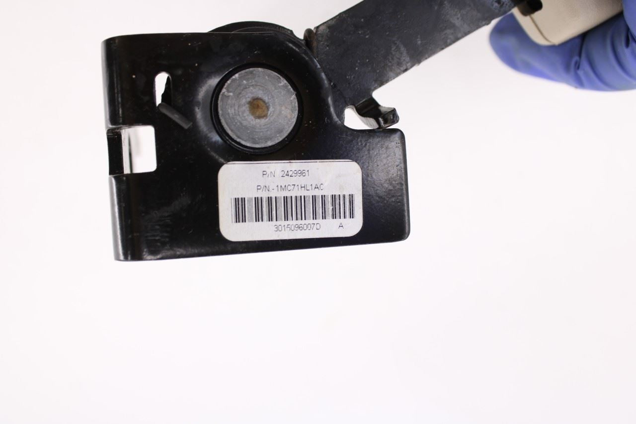 2011-18 Jeep Grand Cherokee Rear RH LH Side and Center 2nd Row Seat Belt Buckle9