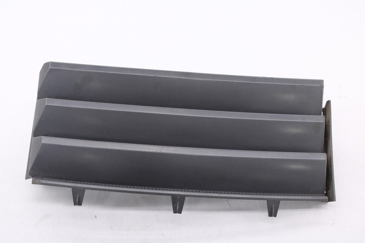 2010 Land Rover Range Rover HSE Front Left Side Fender Vent Grille LR011354 OEM2