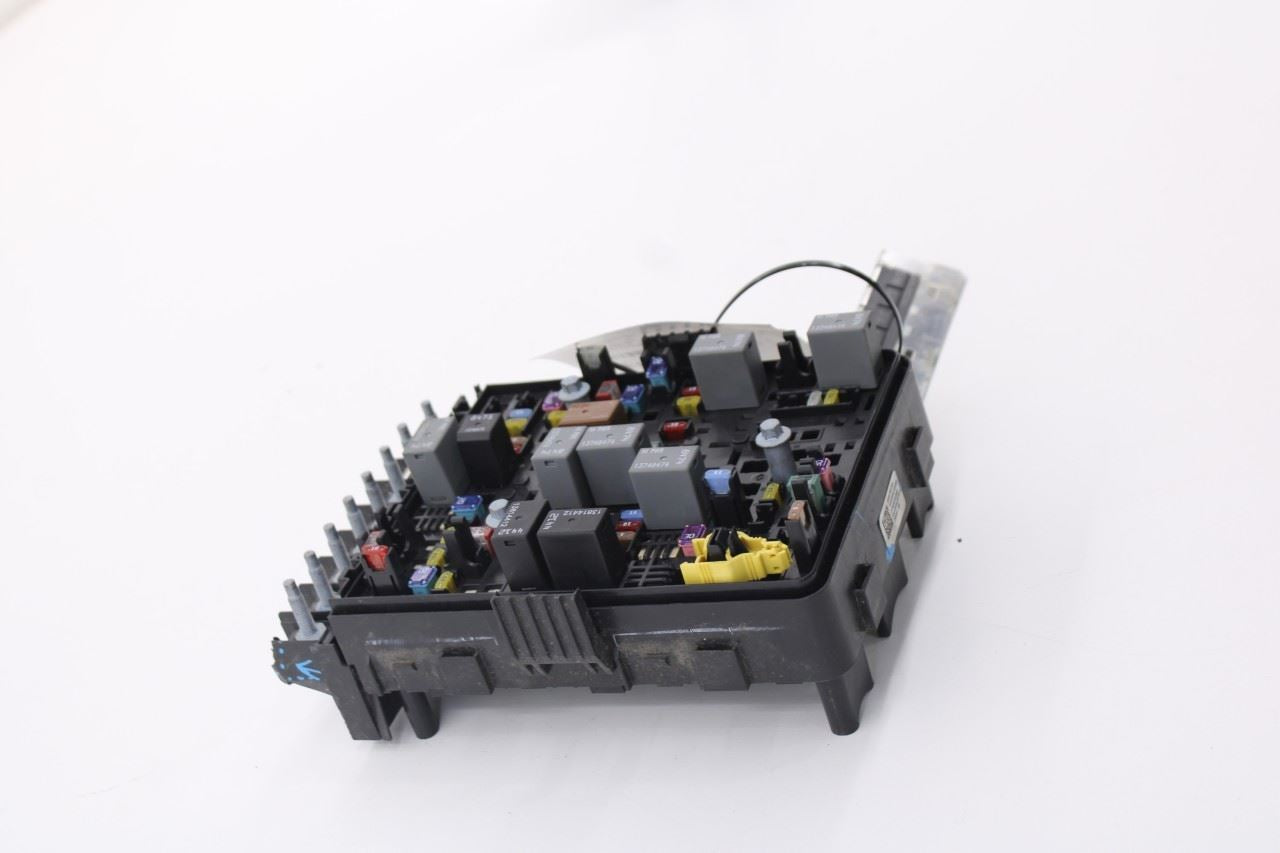2020-21 Ram 1500 Big Horn 5.7L Engine Power Distribution Center Fuse Box *ReaD* - Alshned Auto Parts