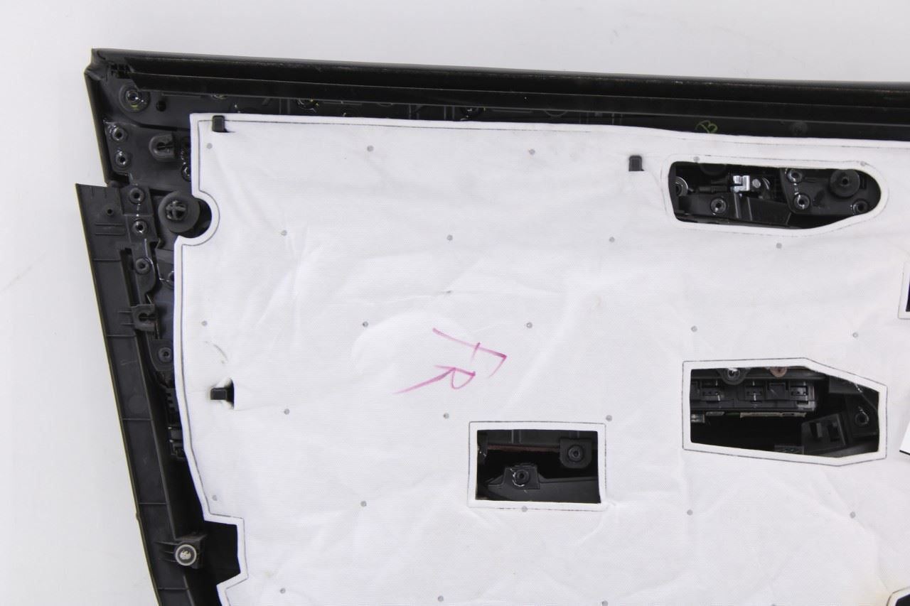 2017-2019 Buick Lacrosse Premium Front Right Side Door Trim Panel 26214327 OEM16