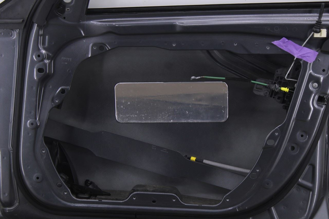 15-21 Mercedes-Benz C300 4Matic Front Right Side Door Shell Panel 2057200205 OEM - Alshned Auto Parts