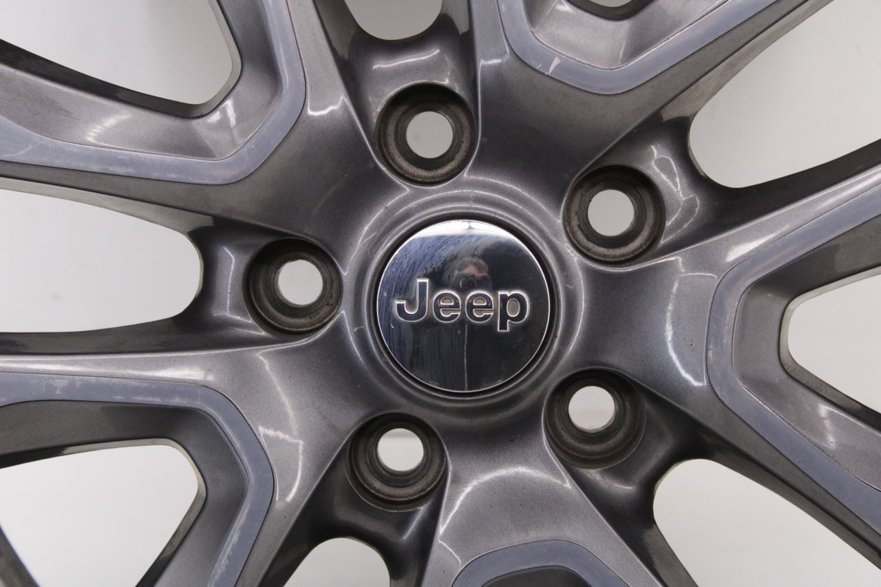 17-18 Jeep Grand Cherokee Aluminum Wheel R20x8J 5 V Spoke 5XL06TRMAA OEM *ReaD* - Alshned Auto Parts