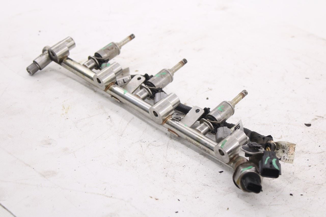 2017-20 Infiniti QX60 3.5L 6 cyl Right Fuel Rail with Injectors 17522-6KA0B OEM0