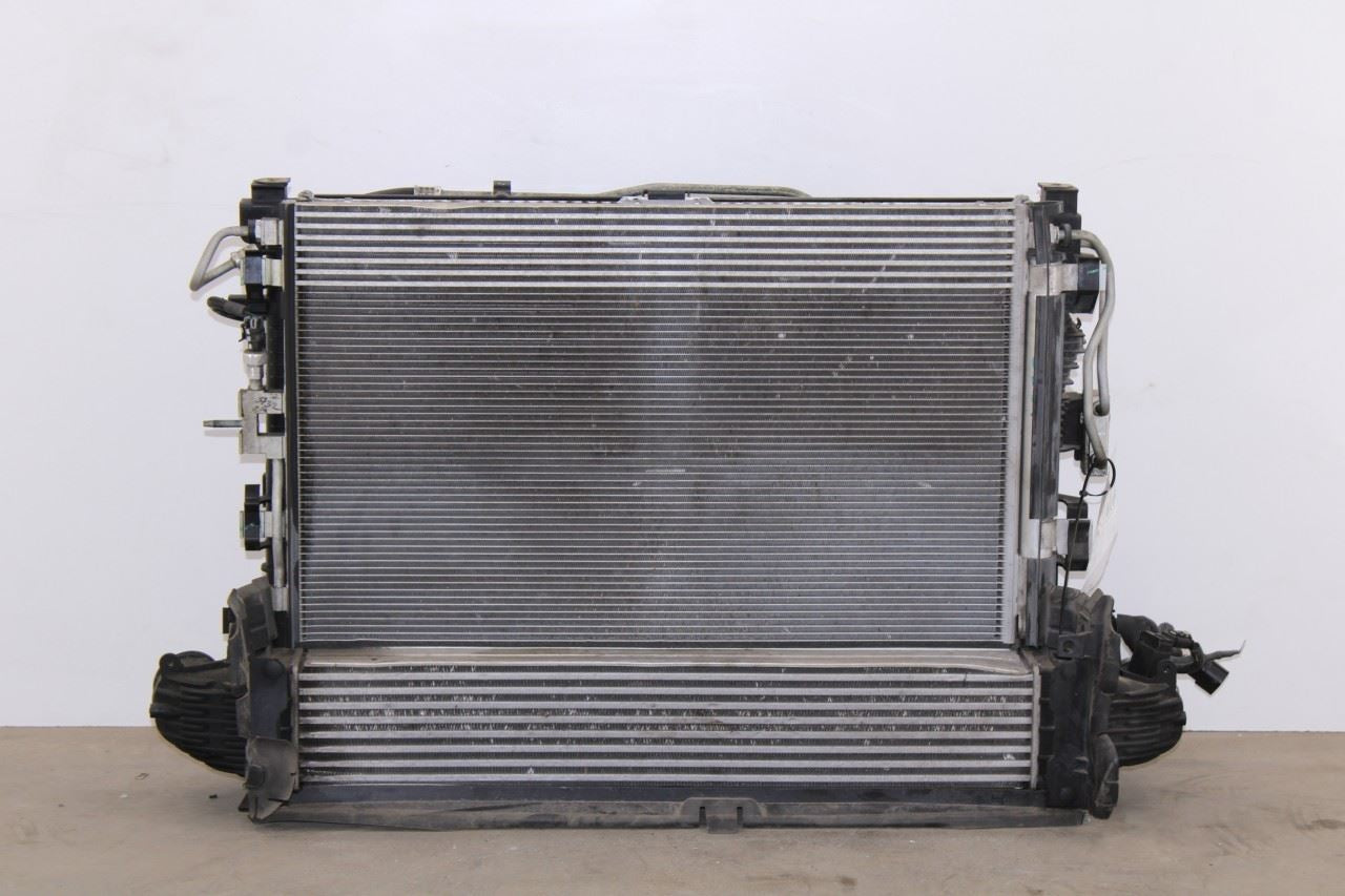 18-19 Chevrolet Equinox LT 1.5L Engine Radiator w/ Cooling Fan Motor Assy *ReaD*2