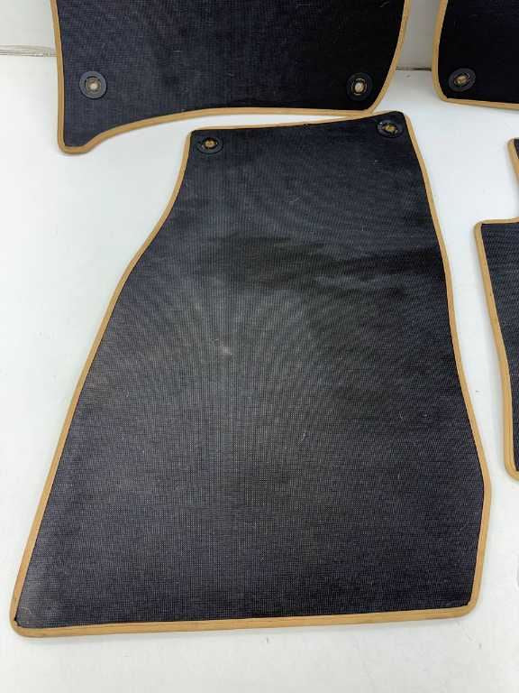 11-14 Porsche Cayenne S Front Rear RH and LH Side Interior Carpet Floor Mats Set14