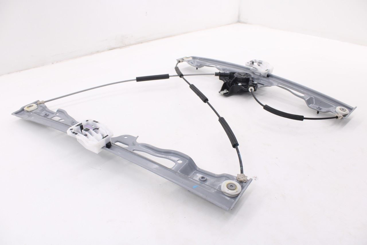 2021-26 Ford F150 XLT Supercrew Front Right Side Door Window Regulator w/ Motor3