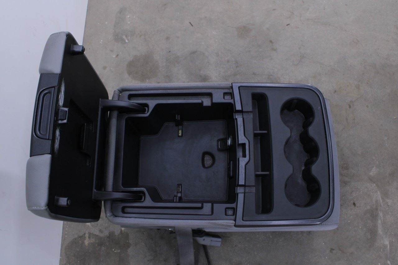 14-15 Chevy Silverado 1500 2WT Front RH LH Side and Center Seat Complete *ReaD*15