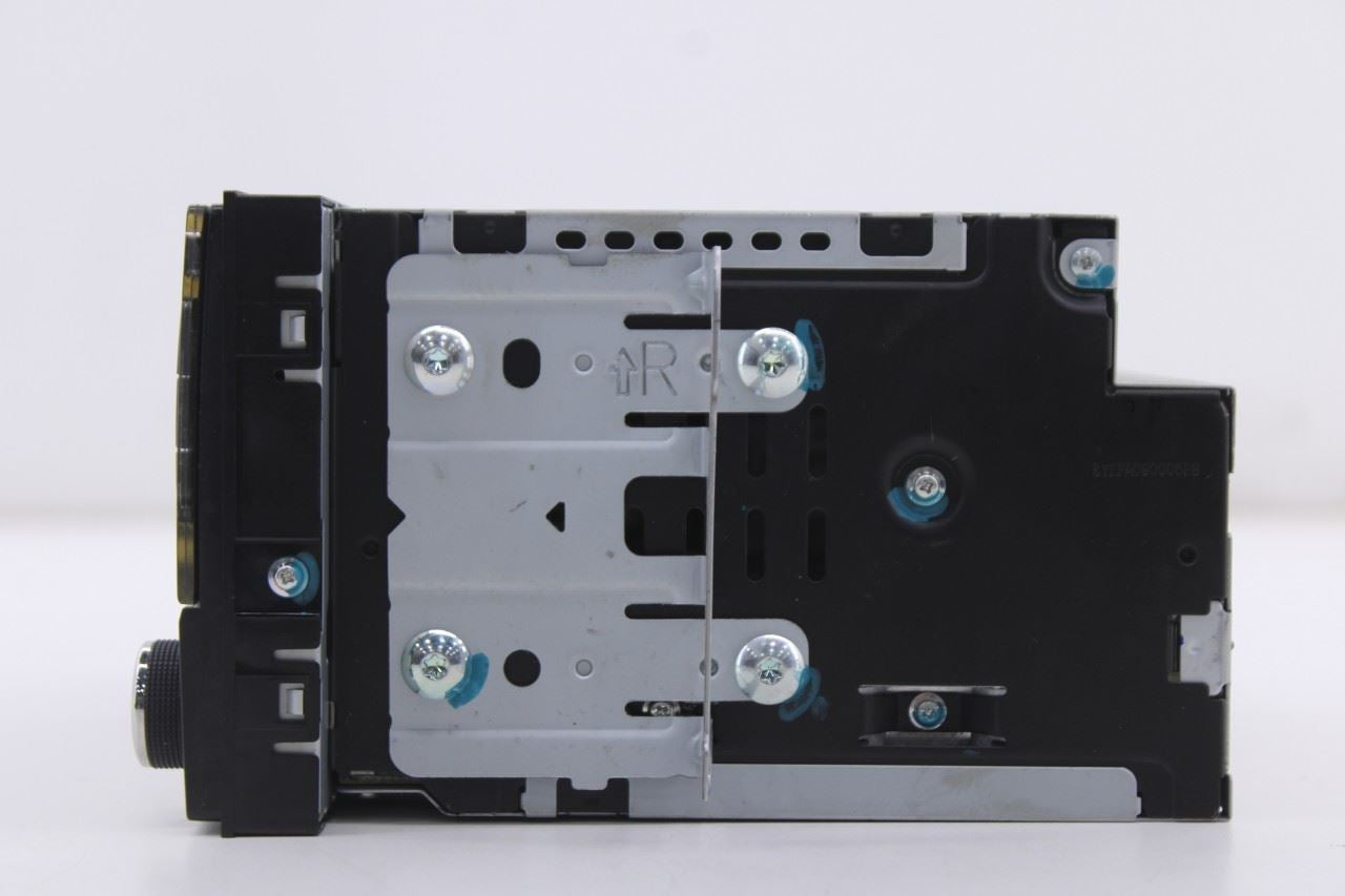 17-19 Nissan Sentra SV Radio Faceplate Control w/ Receiver CD Player and Display6