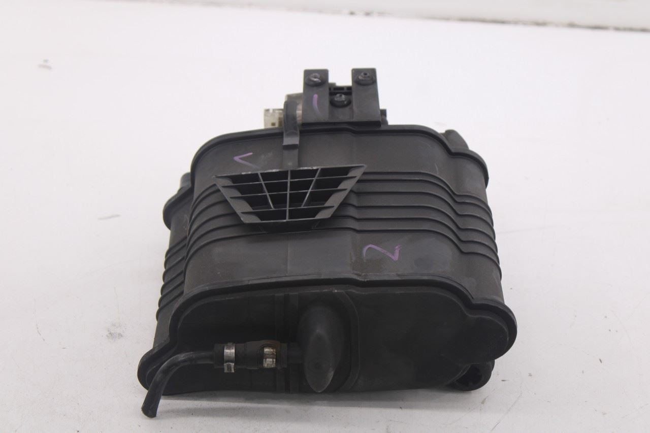2015-2018 Mercedes-Benz C300 4Matic 2.0L Fuel Vapor Emission Canister 20547040000