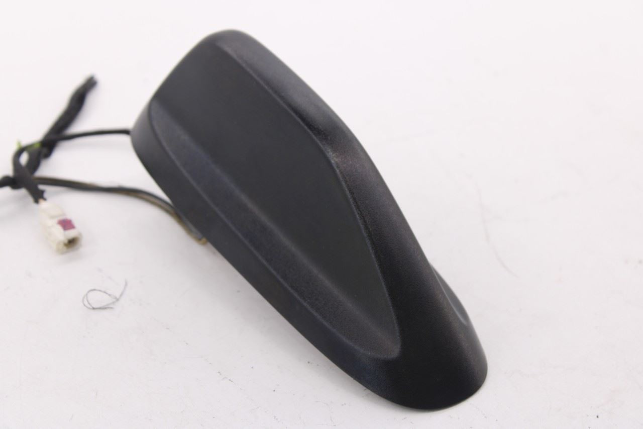 2014-2017 Dodge Durango SXT Roof Exterior Shark Fin Radio Antenna 5091352AE OEM3
