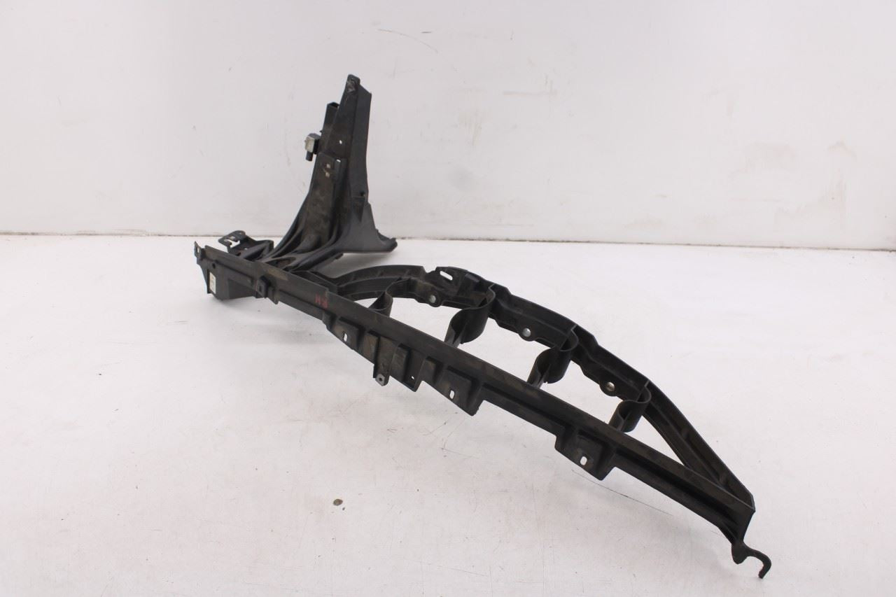 07-13 BMW X5 xDrive35i 3.0L Front Fender Right Side Upper Support Mount Bracket4