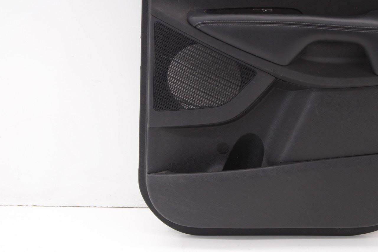 2016-2018 Kia Sorento EX Rear Right Door Trim Panel w/ Sunshade 83302-C6400C6A - Alshned Auto Parts