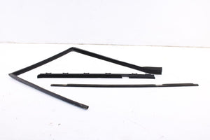 07-12 Land Rover Range Rover HSE Rear RH Door Run Channel w/ Belt Weatherstrips