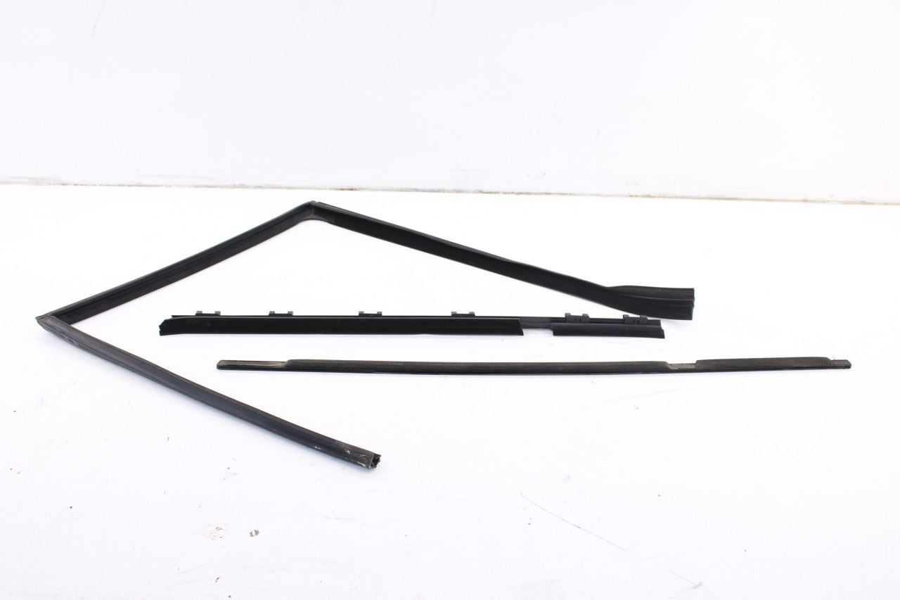 07-12 Land Rover Range Rover HSE Rear RH Door Run Channel w/ Belt Weatherstrips - Alshned Auto Parts