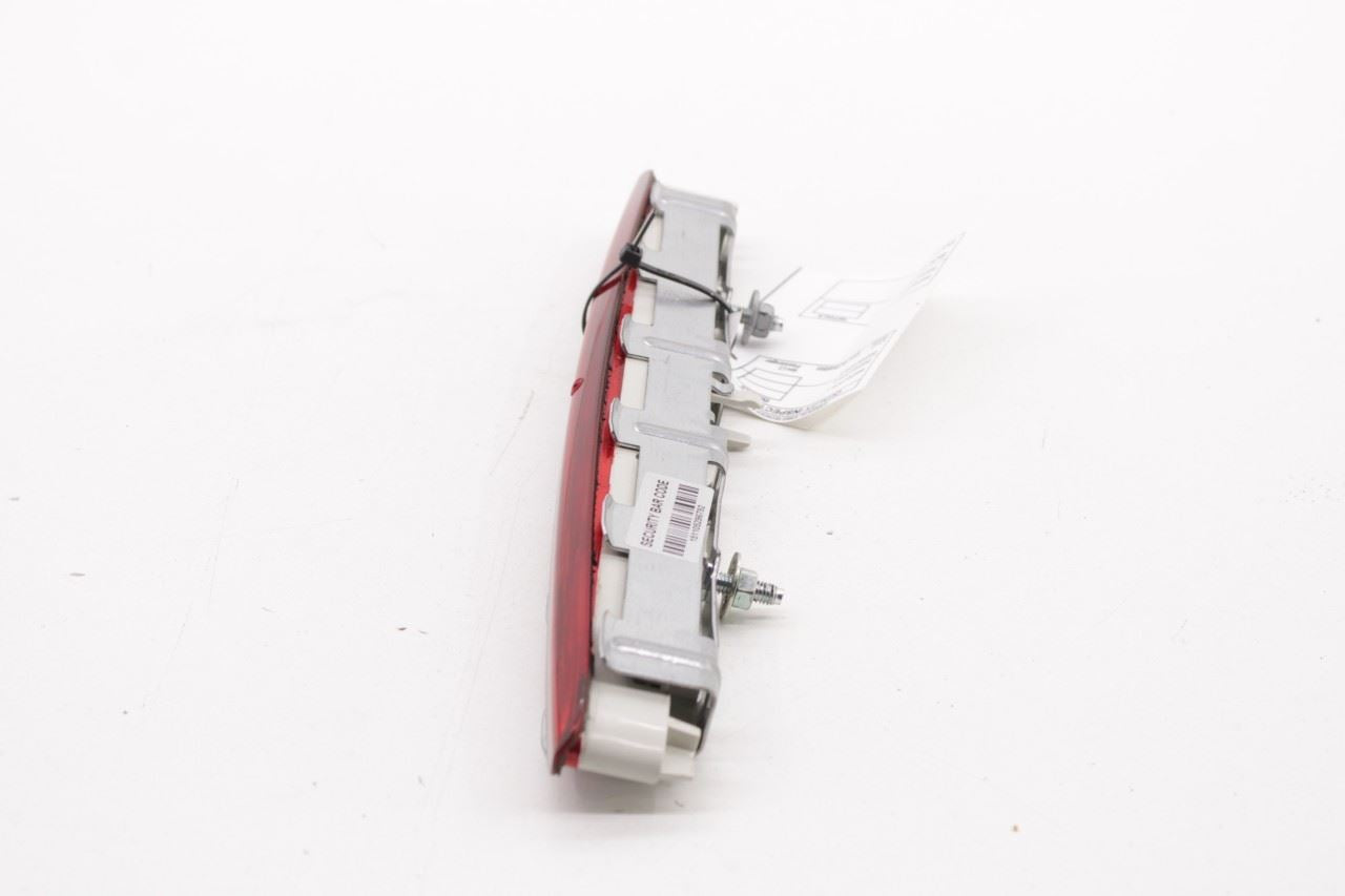 06-2009 Mercedes-Benz CLK 350 High Mounted Stop Light Lamp 209-820-10-56-64 OEM - Alshned Auto Parts