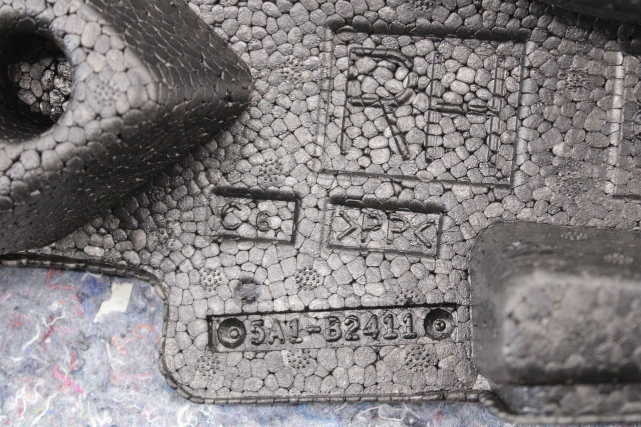 2016-21 Jeep Grand Cherokee Summit Front RH Side Floor Interior Carpet Liner Mat - Alshned Auto Parts