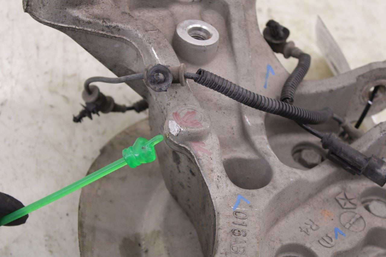 2017-2024 Chrysler Pacifica Limited Rear Right Side Spindle Knuckle Hub *ReaD* - Alshned Auto Parts