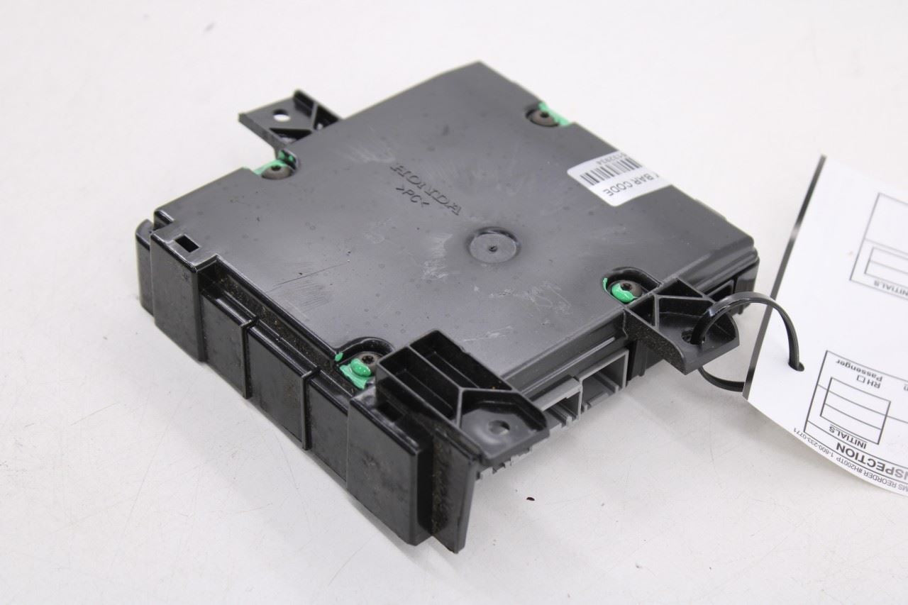2016-2017 Acura MDX w/Technology Pkg Telematics Communication Control Module OEM2