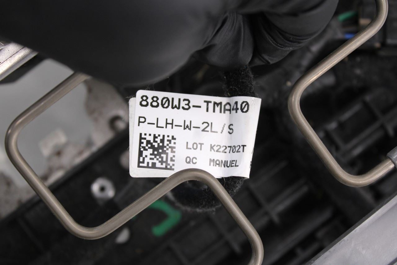 2019-23 Hyundai Santa Fe SEL 2.4L Front Driver Left Side Seat Lower Track Frame - Alshned Auto Parts