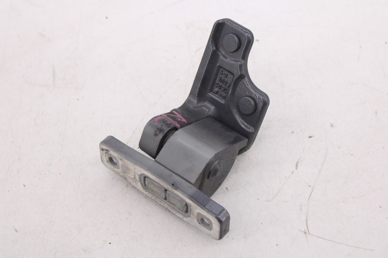 2015-21 Mercedes-Benz C300 4Matic Rear Left Side Door Hinge Upper and Lower Pair5