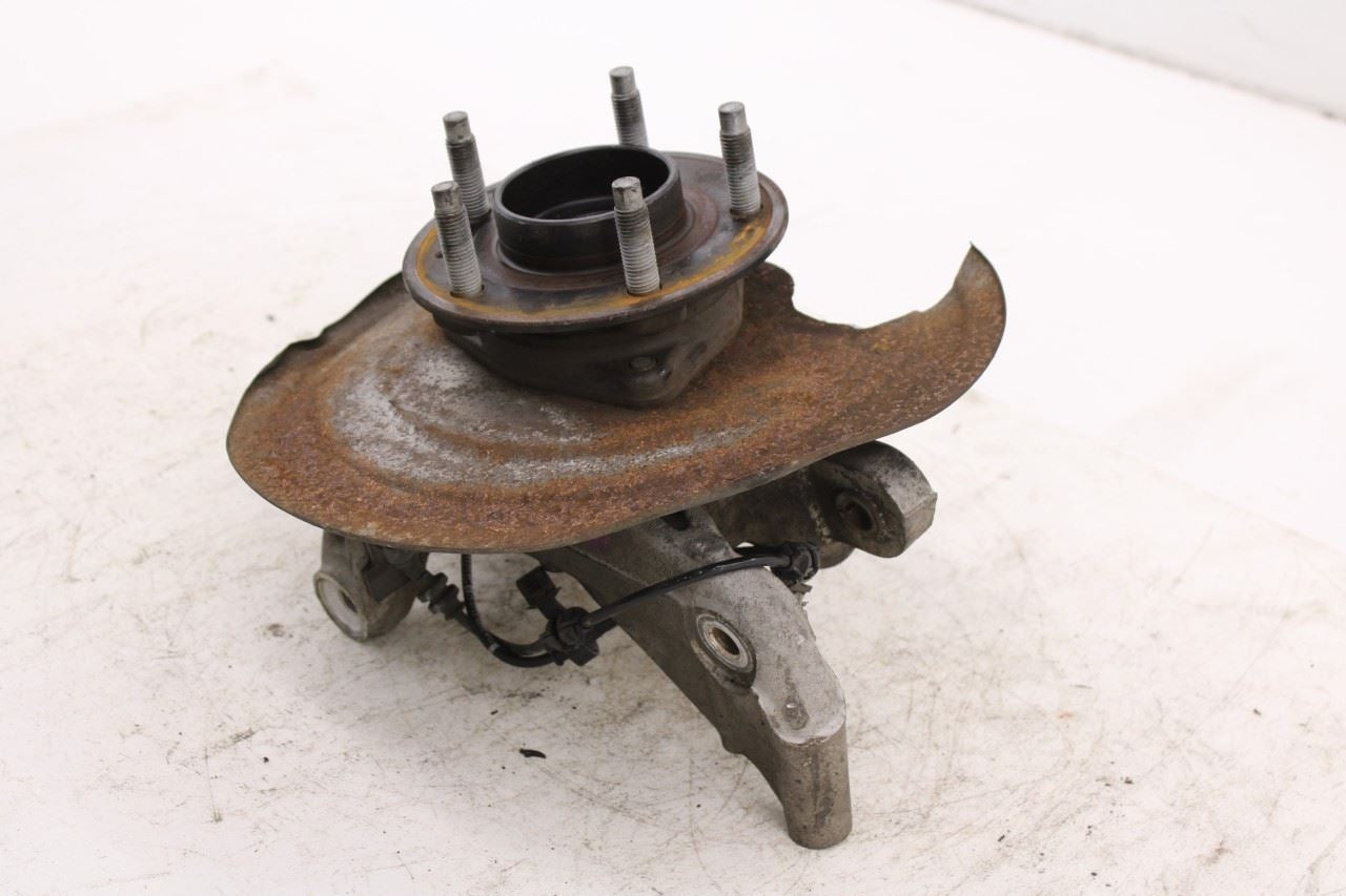 2017-2019 Buick Lacrosse Premium Rear Right Passenger Side Spindle Knuckle Hub2