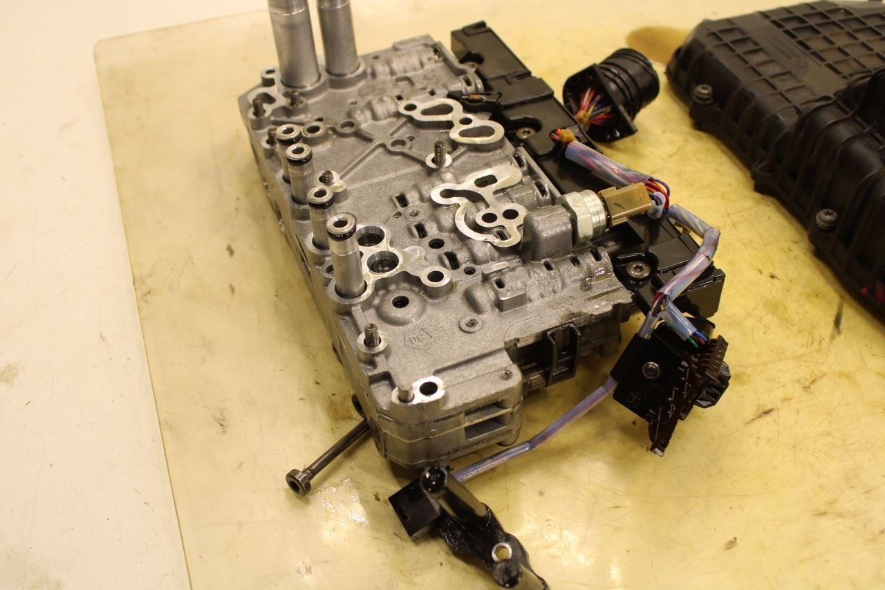 2017-2023 Jeep Cherokee Latitude 3.2L 4x4 9-Spd Auto Transmission Valve Body 71K - Alshned Auto Parts