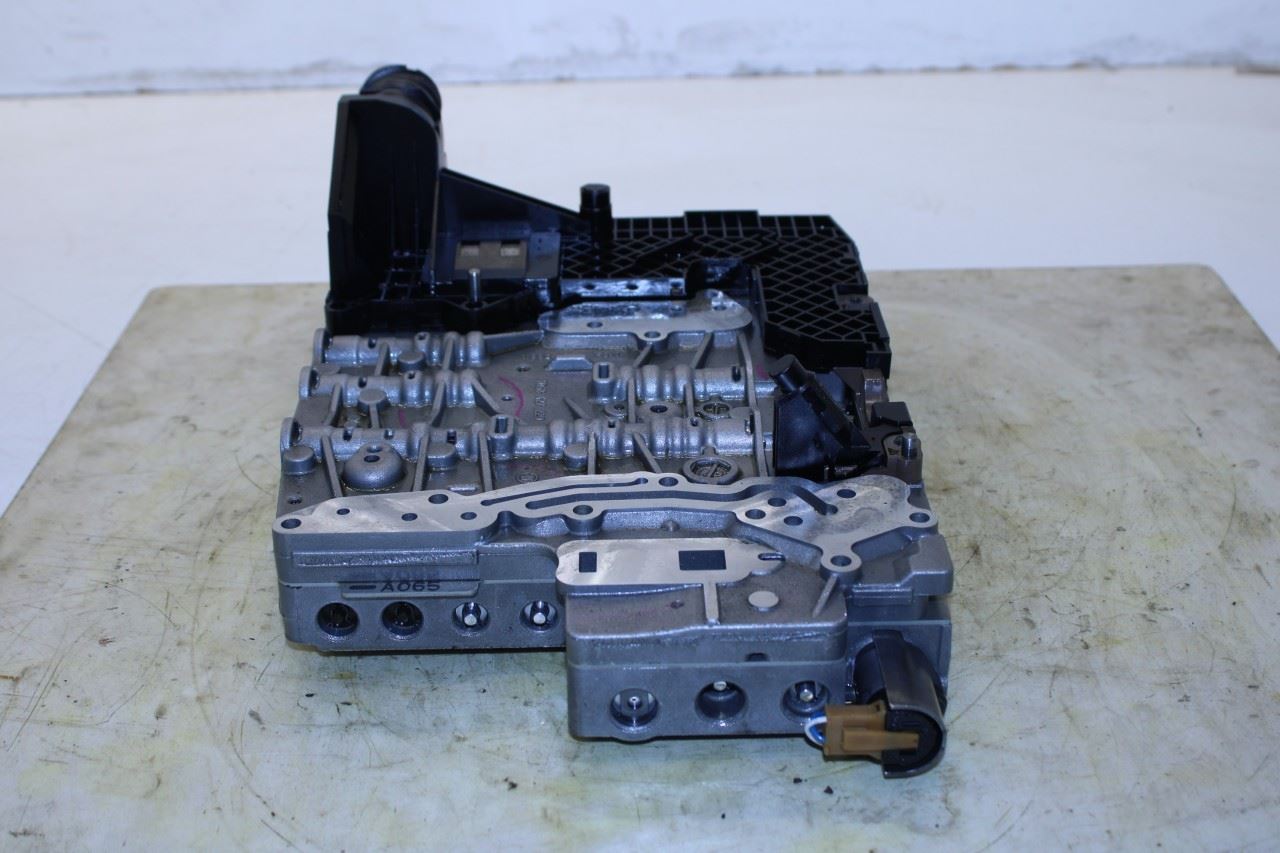 2010-2012 Jaguar XF 5.0L RWD Auto Transmission Valve Body with Oil Pan C2D19587 - Alshned Auto Parts