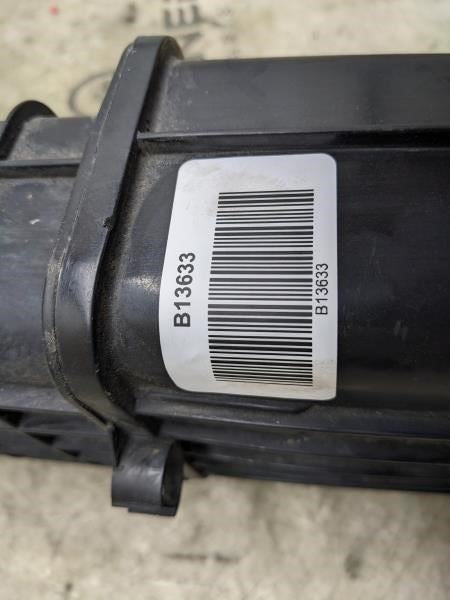 08-20 Dodge Grand Caravan Fuel Vapor Evaporator Emission Canister 05147119AC OEM12