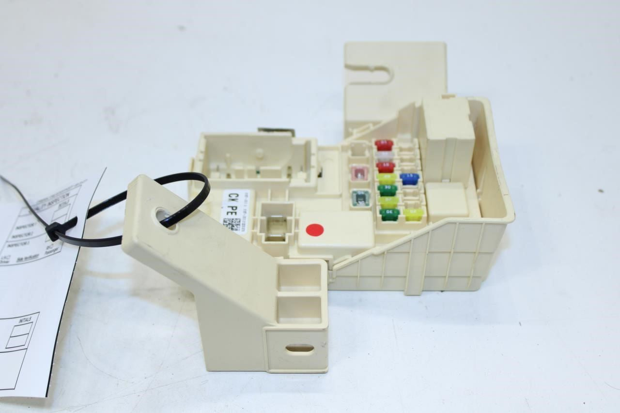 2022-2023 Kia Stinger GT1 3.3L AWD Rear Trunk Junction Fuse Box 91957-J5010 OEM - Alshned Auto Parts