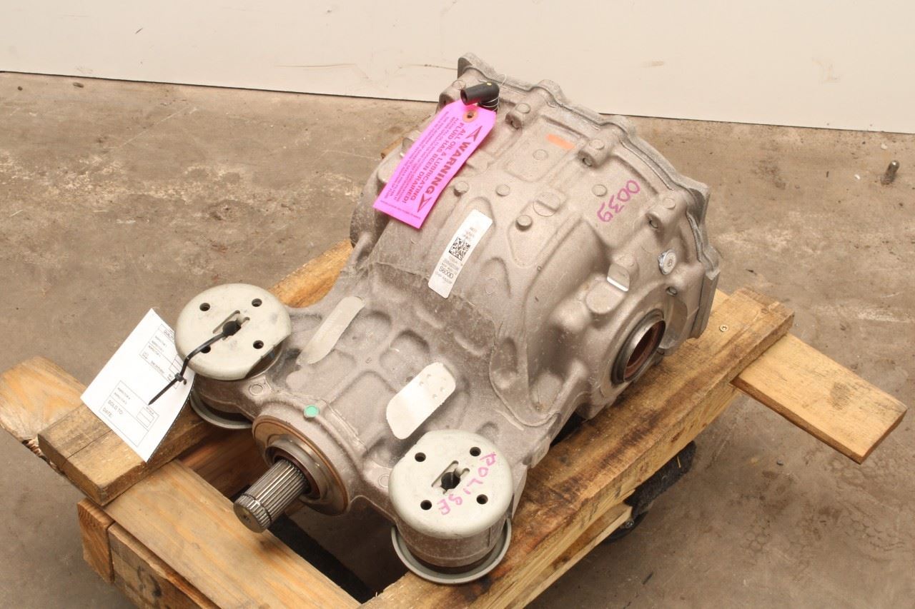20-26 Ford Explorer Interceptor 3L Rear Differential 8.8 ring 3.31 rat 40 Miles3