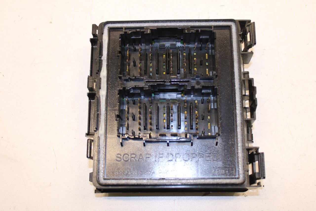 20-23 Ford Escape SEL 2.0L Engine Bay Fuse Relay Junction Block LX6T-14D068-NAB - Alshned Auto Parts