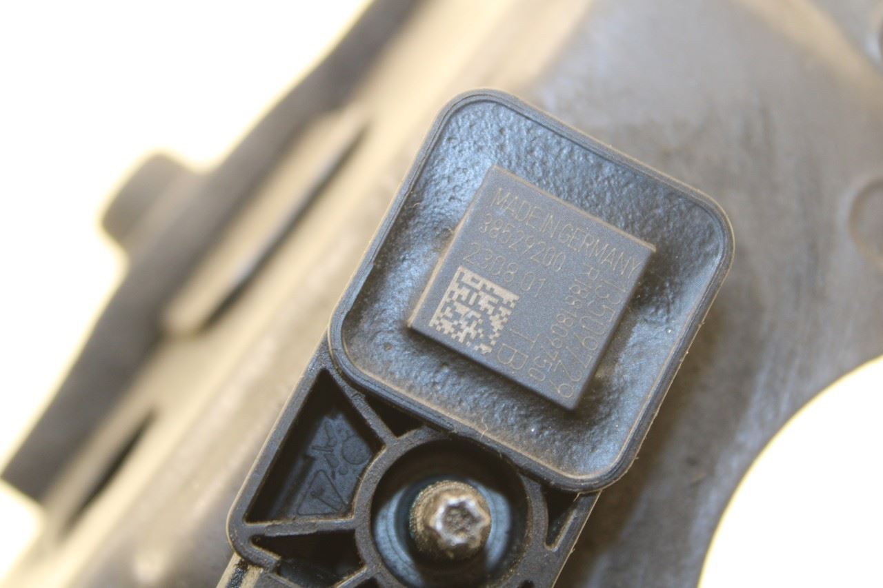 18-23 GMC Acadia SLT-1 3.6L AWD Radiator Support Upper Center Tie Bar w/ Sensors - Alshned Auto Parts