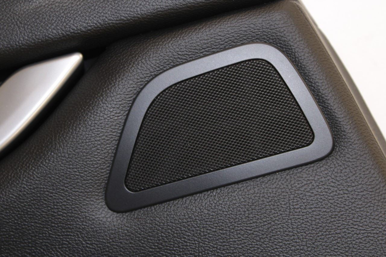 2014-2020 Maserati Ghibli S Q4 Rear Left Driver Door Trim Panel 670049746 *ReaD* - Alshned Auto Parts