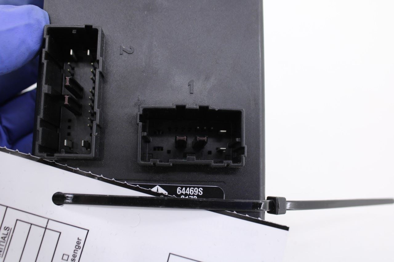 2014-2022 Jeep Grand Cherokee Limited Power Liftgate Back Door Control Module3