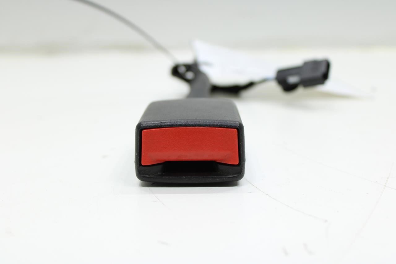 2013-2019 Buick Encore Front Passenger Right Side Seat Belt Buckle 95104556 OEM - Alshned Auto Parts