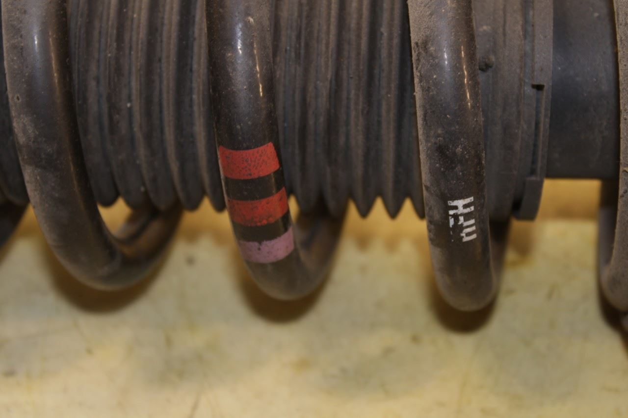 11-18 Porsche Cayenne Platinum AWD Front Suspension LH Side Shock Strut Absorber - Alshned Auto Parts