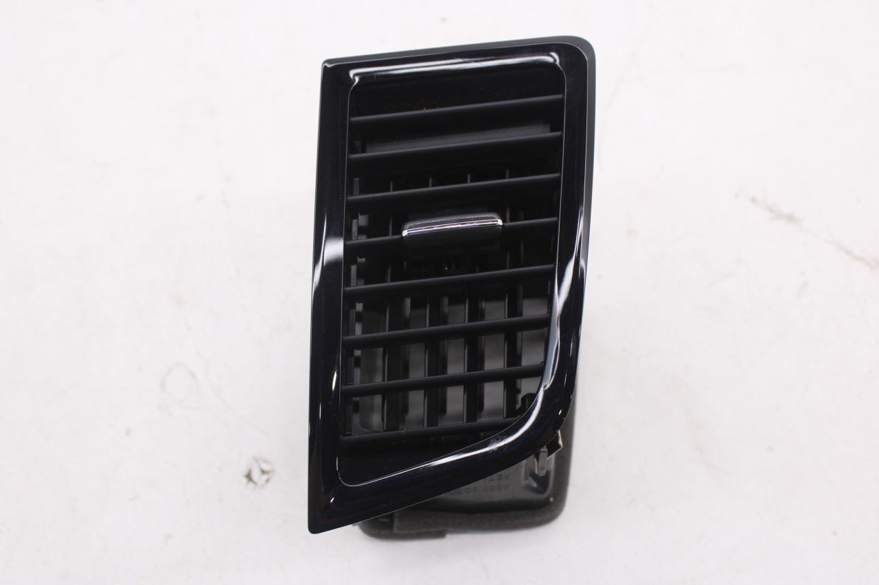 20-25 Mitsubishi Outlander Sport SE Dash Panel Right and Left Air Vent 8030A1573