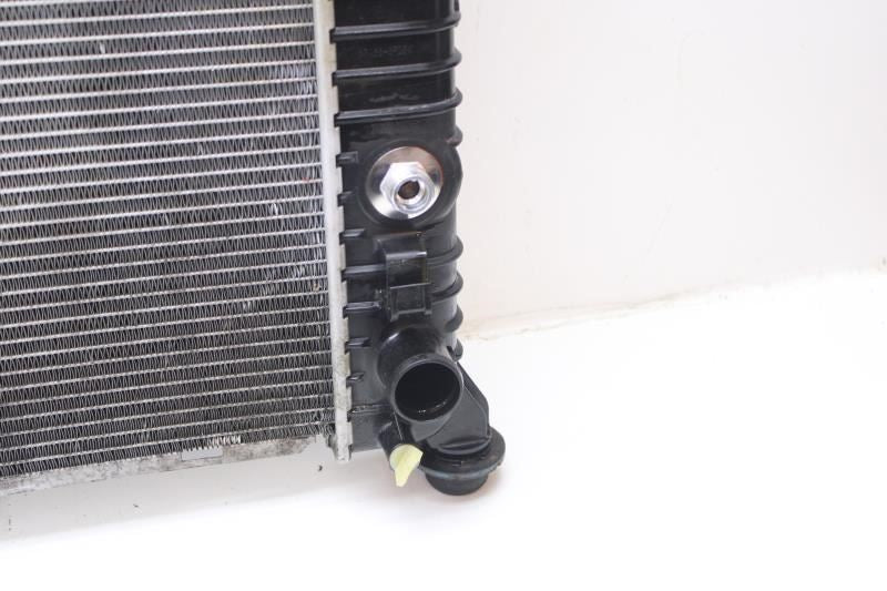 19-24 Chevrolet Silverado 1500 5.3L Engine Cooling Radiator 23388801 OEM *ReaD* - Alshned Auto Parts