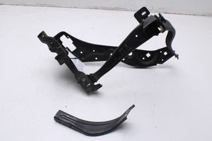 2010-13 Mercedes-Benz E350 4Matic Front Left Headlight Support Bracket Frame Set