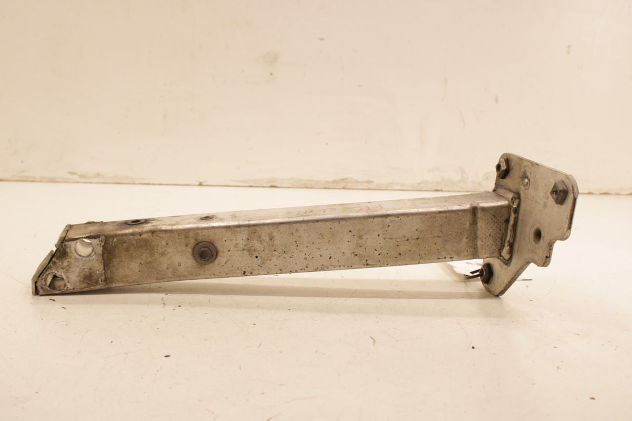 2019-2023 Jeep Cherokee Latitude 4x4 Front Left Frame Lower Load Beam 68320329AD - Alshned Auto Parts