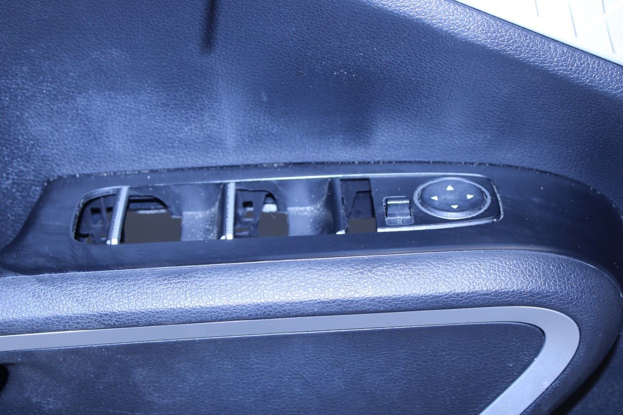 2020-2022 Kia Soul Front Left Driver Side Door Trim Panel 82305-K0330D31 OEM - Alshned Auto Parts