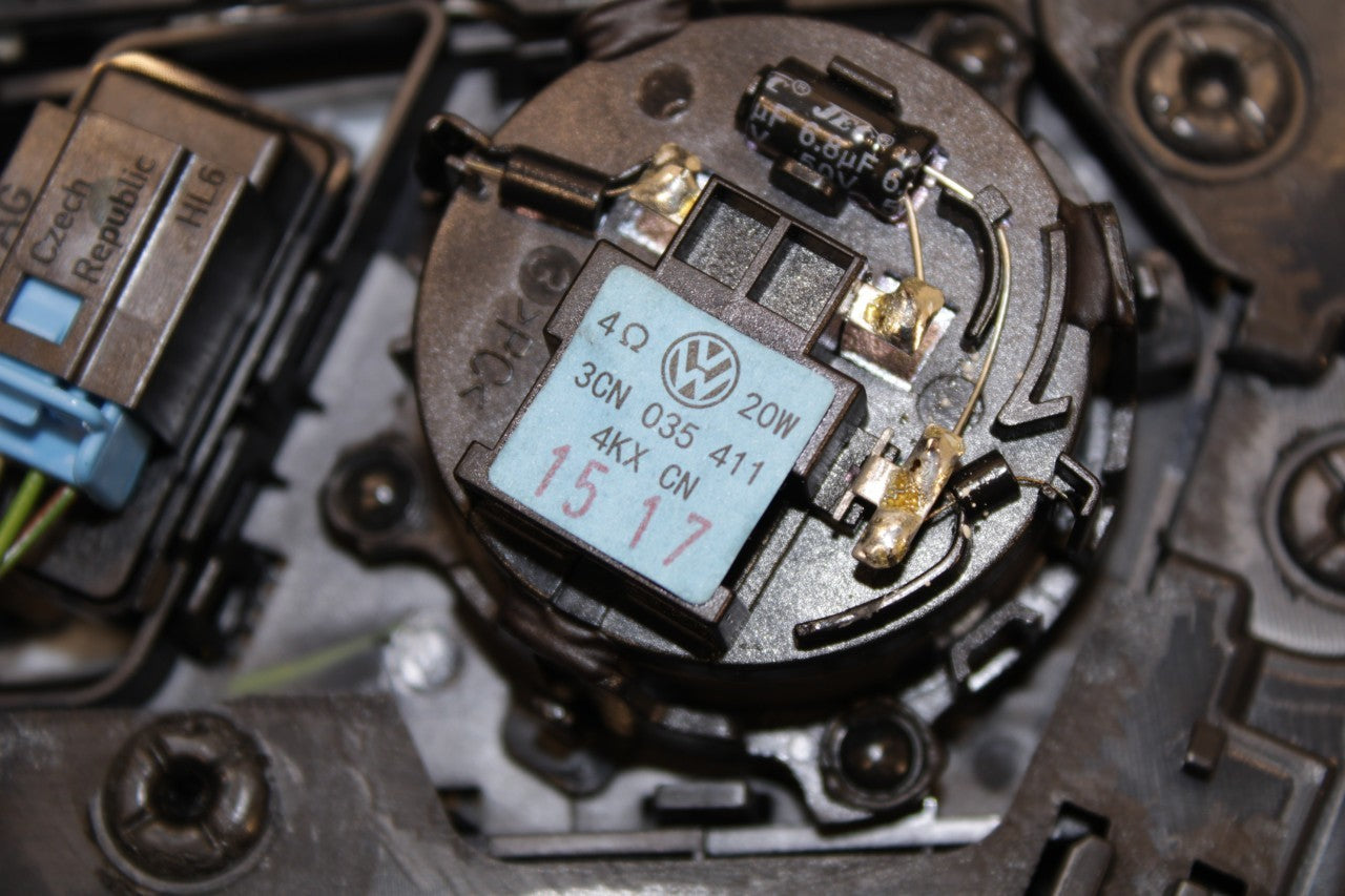 2018-19 Volkswagen Atlas S Front Right Door Trim Panel 3CN867012EHSG OEM *ReaD* - Alshned Auto Parts