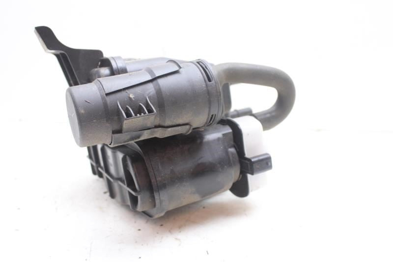 17-24 Chrysler Pacifica 3.6L Fuel Vapor Evaporator Emission Canister 52030368AF - Alshned Auto Parts