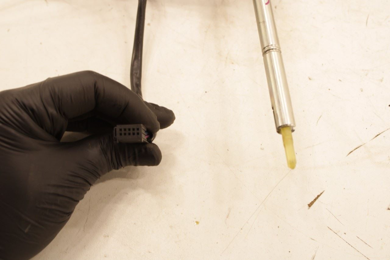 2018-22 Volkswagen Atlas S Auto Transmission Gear Shifter Lever w/ Control Cable - Alshned Auto Parts