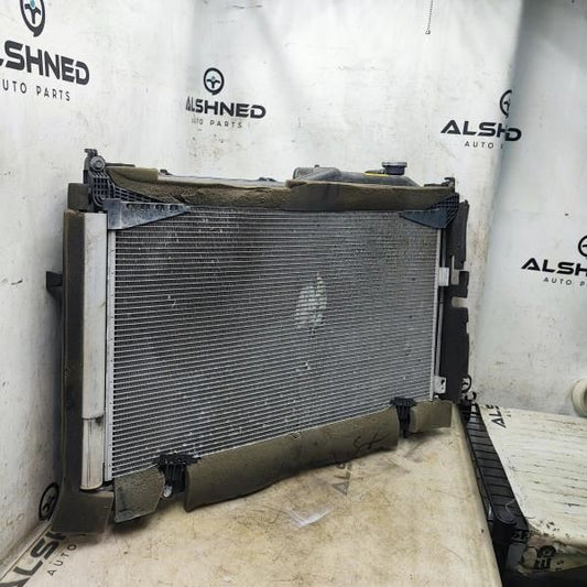 2019-21 Subaru Forester Engine Cooling Radiator Assembly 45111SJ000 OEM *ReaD*