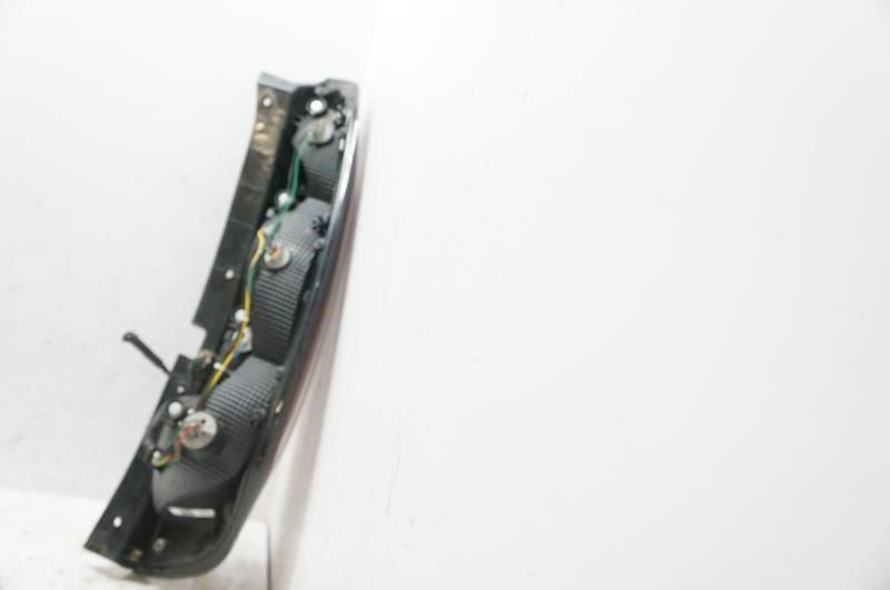 2014-2019 Kia Soul Rear Left Driver Side Tail Light Lamp 92401-B2010 OEM - Alshned Auto Parts