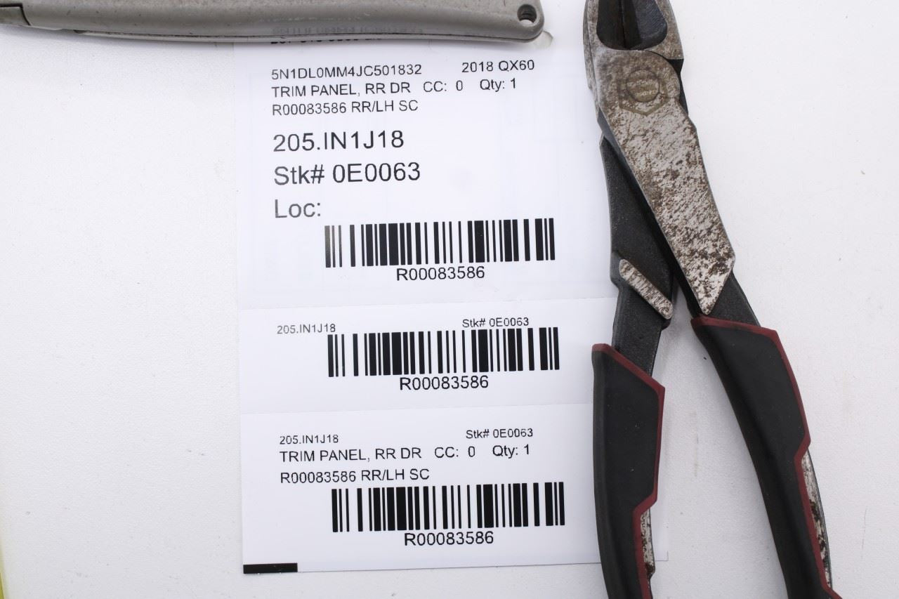 16-20 Infiniti QX60 Rear Left Driver Side Door Trim Panel 829A1-9NF0A OEM *ReaD*21