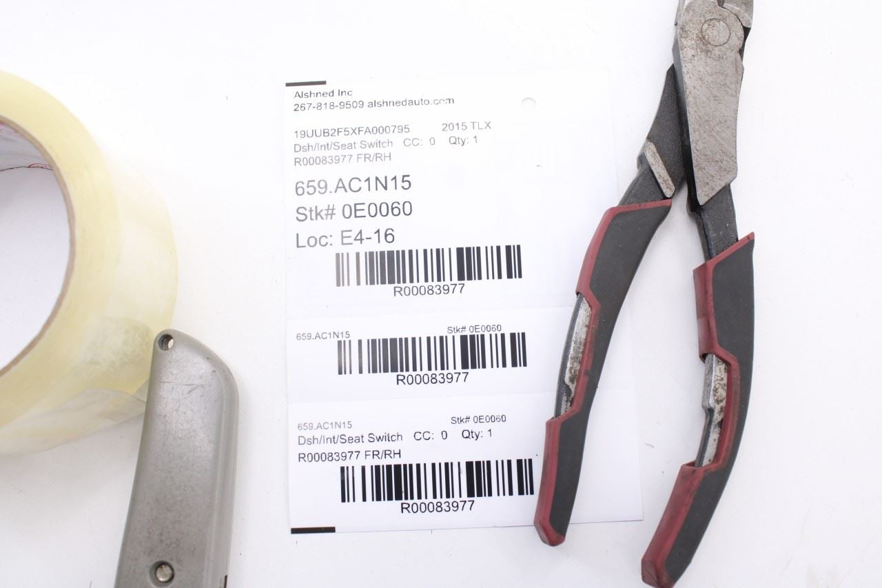 2015-2020 Acura TLX Tech Front Right Power Seat Control Switch 81250-SDD-U71ZL11