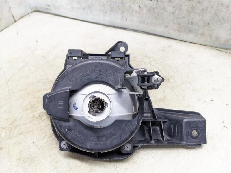 2013-2015 Toyota RAV4 Front Left Driver Side Fog Lamp w Bracket 81220-0R020 OEM - Alshned Auto Parts