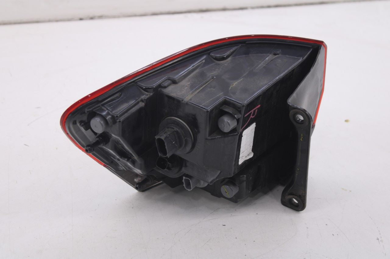 2014-2021 Jeep Grand Cherokee Laredo X 4X4 Rear Right Side Tail Light Lamp - Alshned Auto Parts
